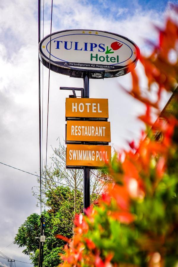 Hotel Tulips ジョグジャカルタ エクステリア 写真